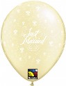 Just Married Flowers a round available in 5,11 16 and 36 inch balloons many colours (click to enlarge)